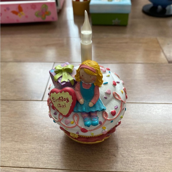 7 Piece Decorative Knick knack set for girls room - Picture 5 of 8